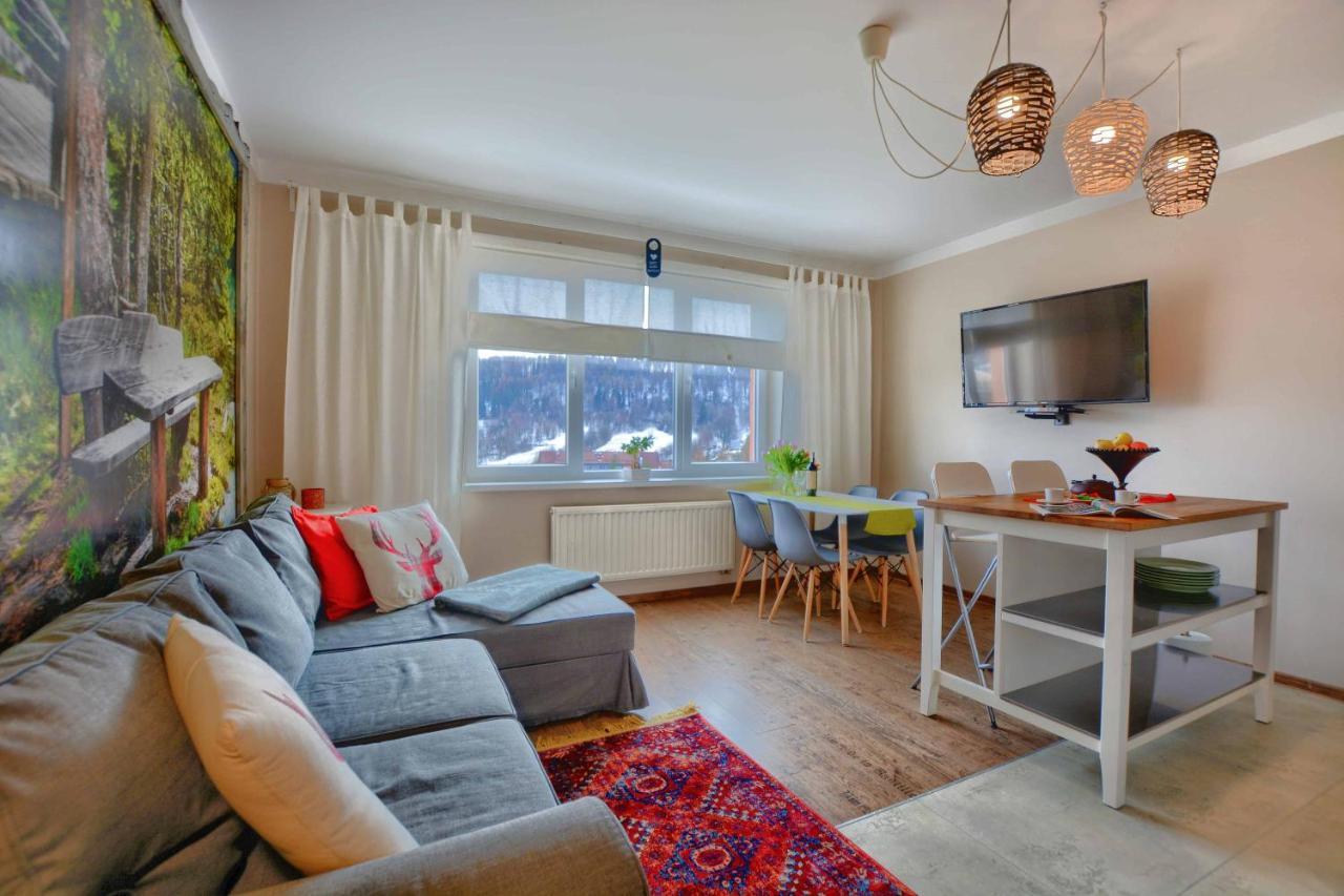 Апартаменты Apartament Zielona Mila Устшики-Дольне Экстерьер фото