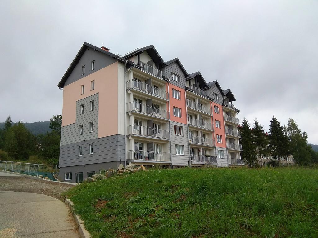 Апартаменты Apartament Zielona Mila Устшики-Дольне Экстерьер фото